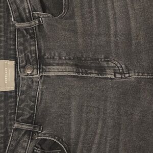 Everlane Black Denim Jeans. The Curvy Cheeky Jean Crop